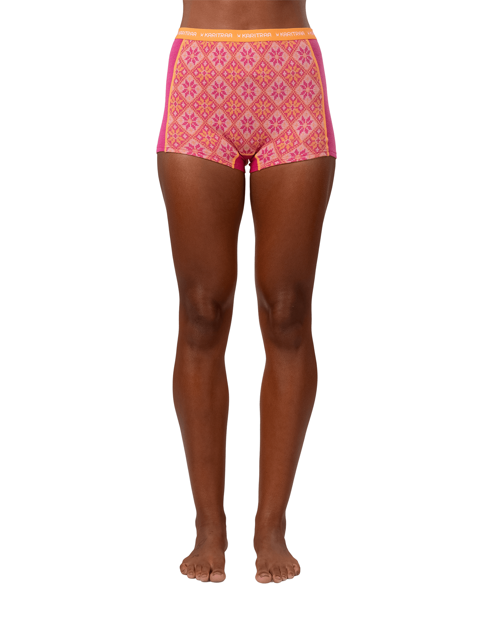 Rose Boxer W Berry